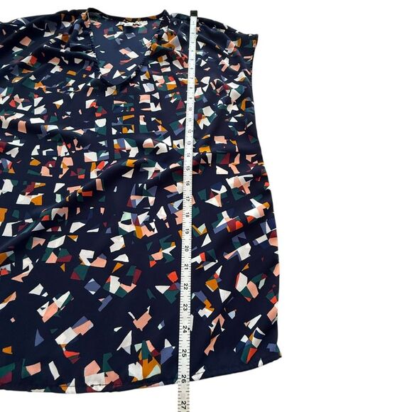 Halogen Multi-Color Geo Print Sleeveless Top size Large - Picture 6 of 8